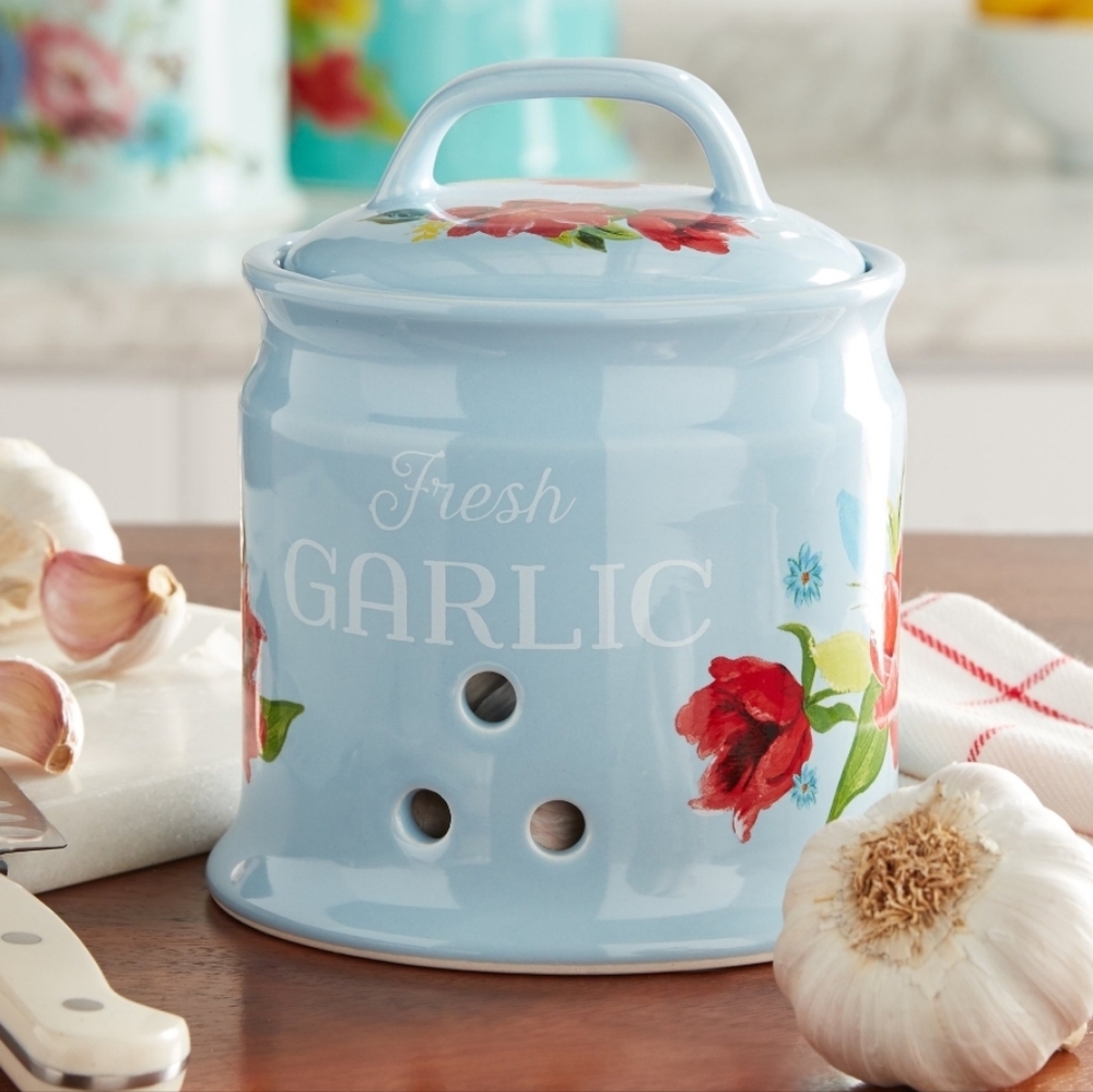 New The Pioneer Woman Spring Bouquet Blue Floral Garlic Keeper